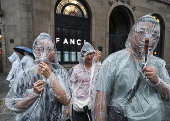 China Bersiap Menghadapi Topan Co-May