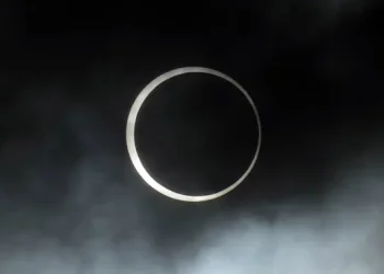 Penjelasan BMKG tentang Gerhana Matahari Total 2 Agustus 2025 yang Menghebohkan