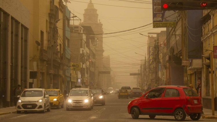Kota-kota di Peru Terkena Badai Pasir yang Menghancurkan
