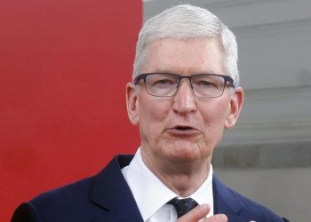 Apple Berusaha Kembangkan AI Sendiri untuk Saingi ChatGPT