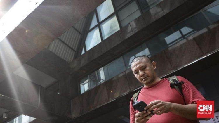 7 Tanda Ponsel Disadap dan Cara Mengatasinya