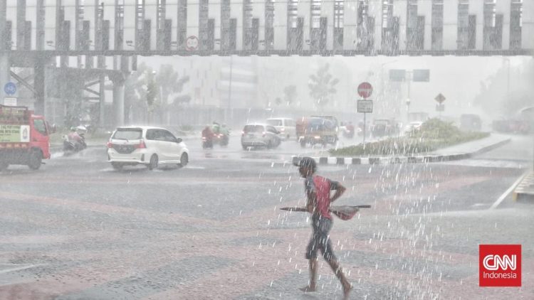Potensi Hujan Lebat Sepekan Menurut BMKG dan Wilayah Terdampak