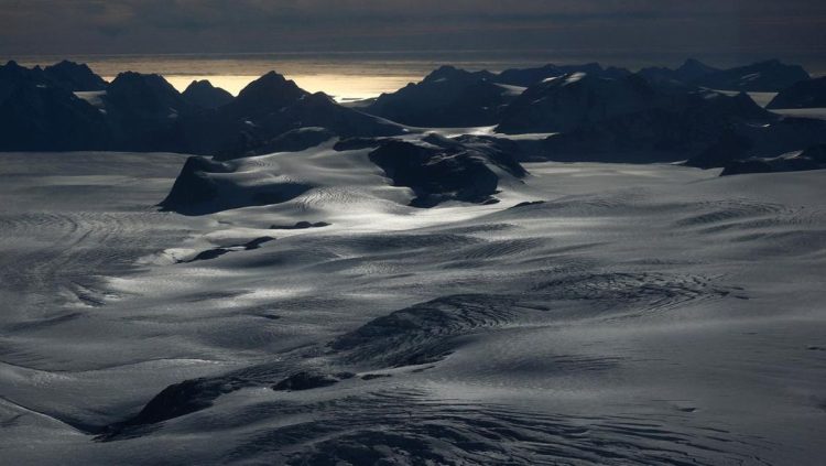 Pencarian Mineral Berharga di Greenland