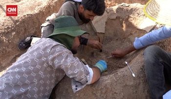 Air Surut Mengungkap Situs Pemakaman Kuno di Irak