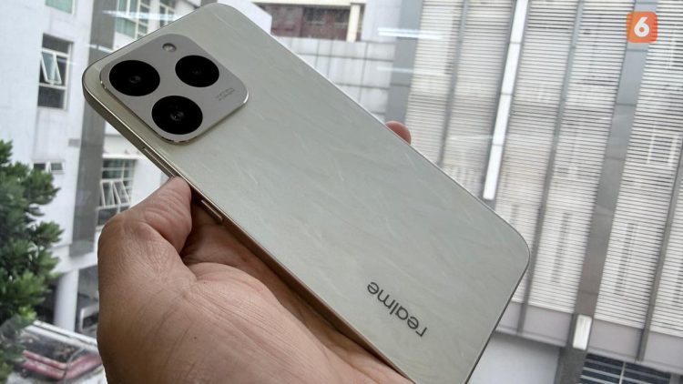 Spesifikasi dan Harga Realme 15T 5G, HP Tipis Baterai Besar dan AI Canggih