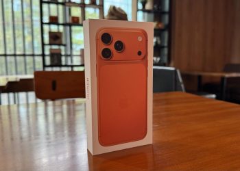 Unboxing iPhone 17 Pro Max Sebelum Rilis di Indonesia Isi Kotaknya