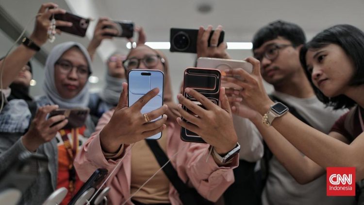 Hari Pertama iPhone 17 Dijual di RI Ludes, Reseller Kehabisan Stok