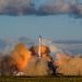 Roket Raksasa Berhasil Meluncur dalam Uji Coba ke-11