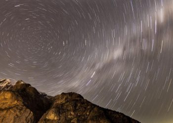 Fenomena Langit November 2025 Hujan Meteor dan Supermoon