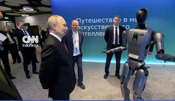 Robot Humanoid AI Rusia Menari di Depan Putin