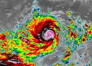 Siklon Tropis Bakung Menjauh dari Indonesia, BMKG Minta Tetap Waspada