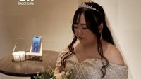 Wanita Jepang Menemukan Kebahagiaan dengan Menikahi Karakter AI