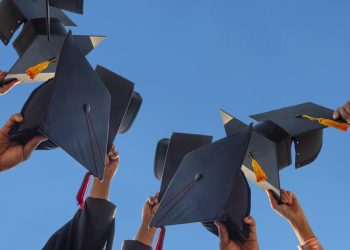 Remaja 15 Tahun Dapat Gelar Doktor Fisika untuk Ciptakan Manusia Super