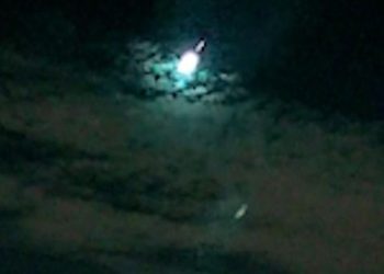 Meteor Melintasi Langit Brasil Menjelang Tahun Baru 2026