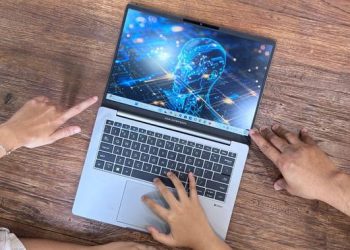 Laptop Bisnis Kuat, Pintar dan Mudah Diperbaharui