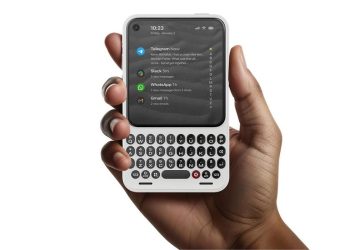 HP Mirip BlackBerry Jadi Perhatian di Awal 2026, Simak Harga dan Spesifikasinya