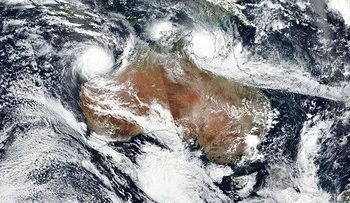 Siklon Tropis Dekat Daratan, BMKG Jelaskan Ancaman yang Dihadapi